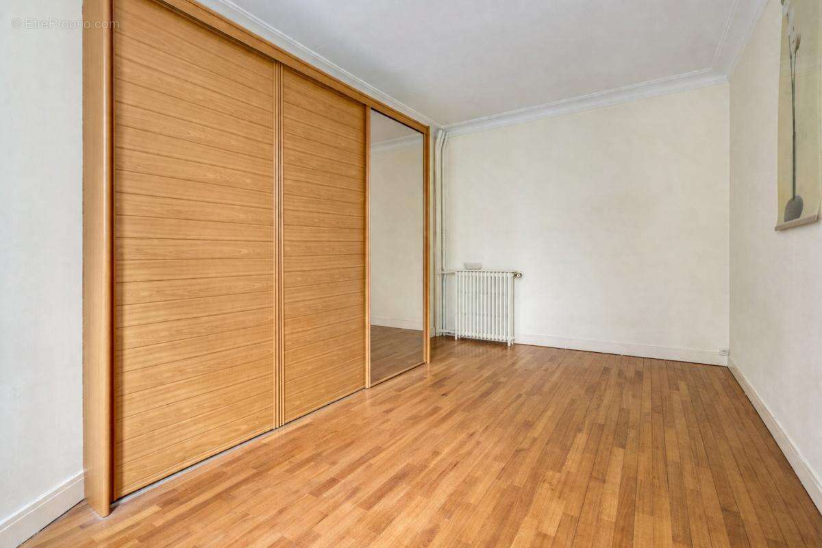 Appartement à PARIS-12E