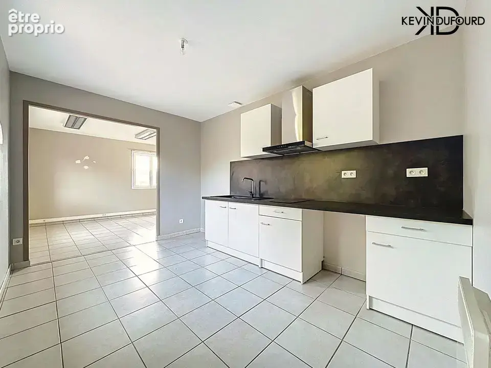 Ensemble immobilier de 550m² sur un terrain de 3650m² à - photo 16
