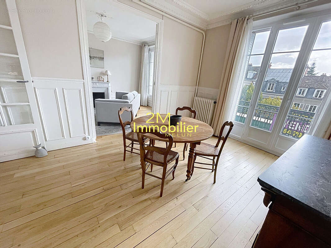 Appartement à MELUN