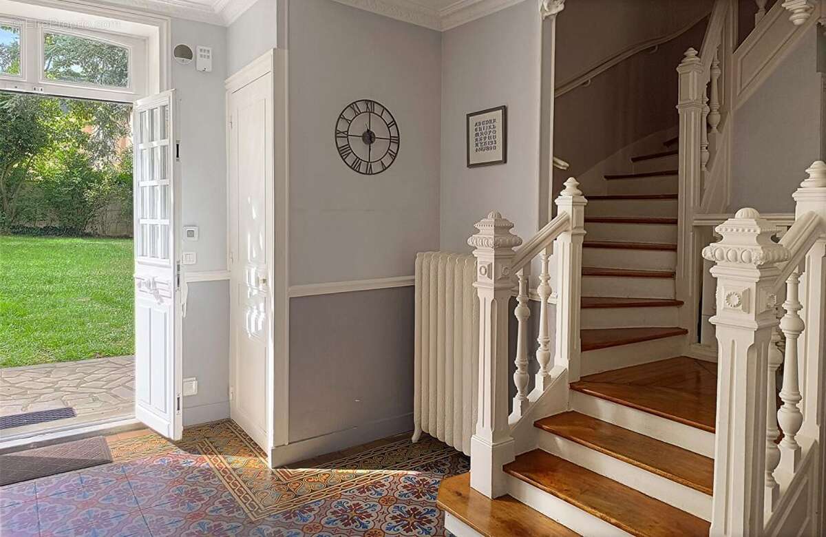 Maison à BRY-SUR-MARNE