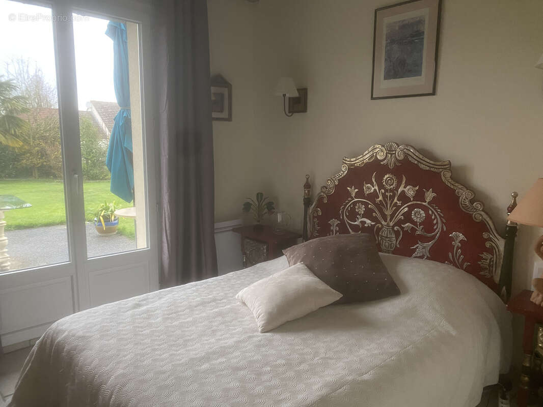 Maison à LE BEC-HELLOUIN