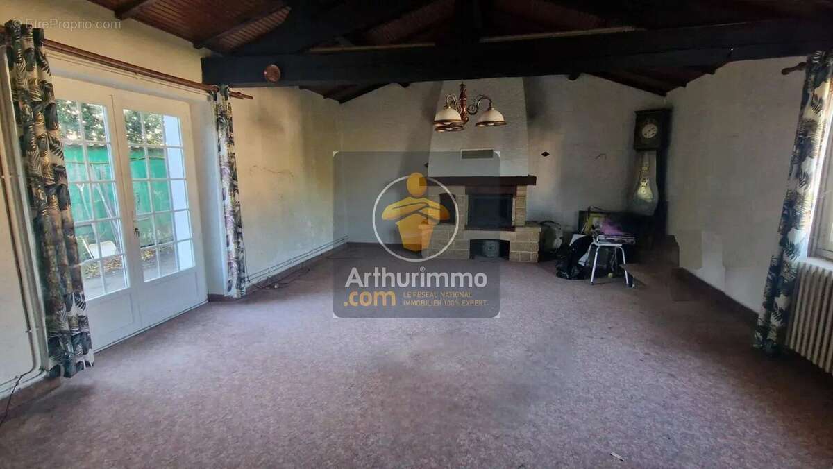 Maison à BOIS-DE-CENE