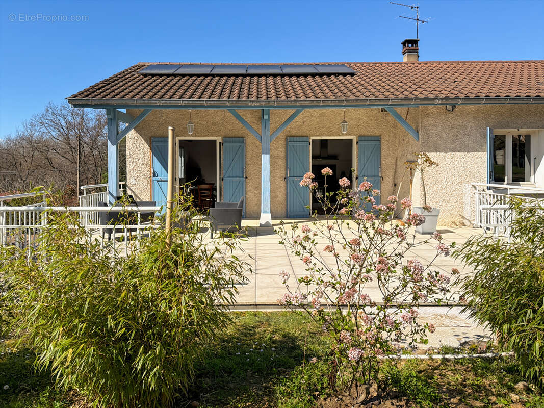 Maison à SAINT-DIDIER-DE-FORMANS