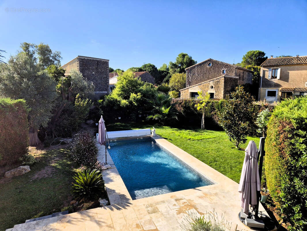 Maison à LEZIGNAN-LA-CEBE