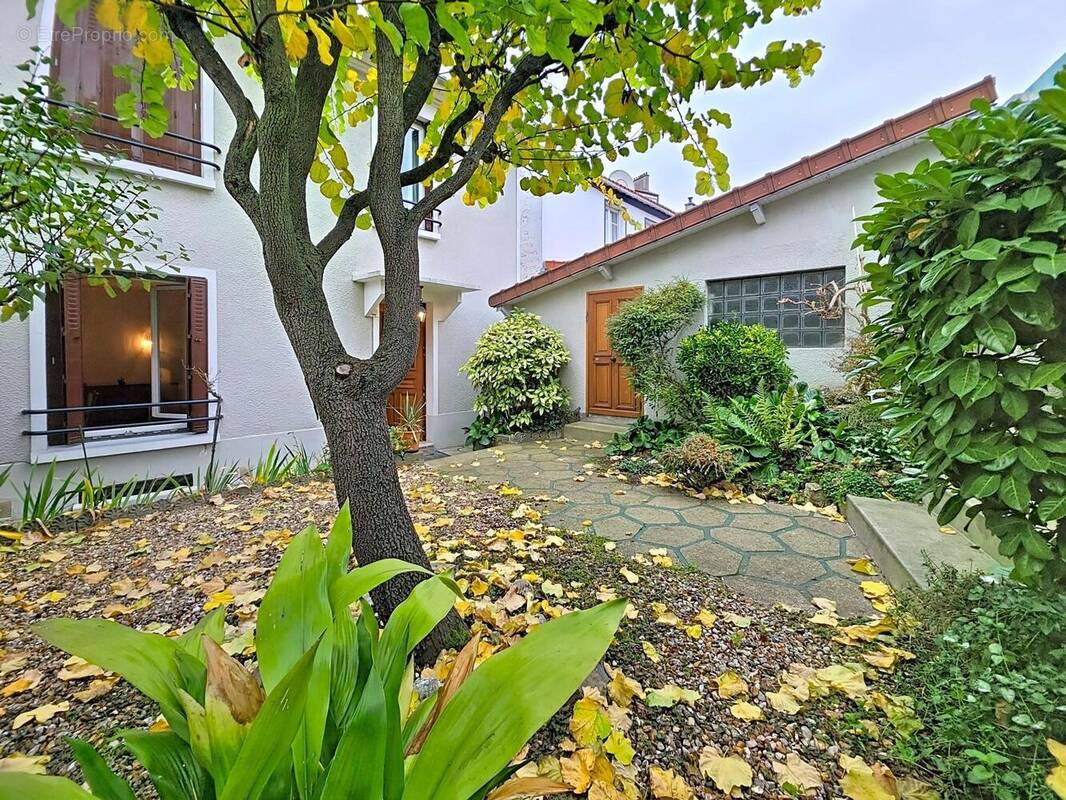 Photo 1 - Maison à LES LILAS