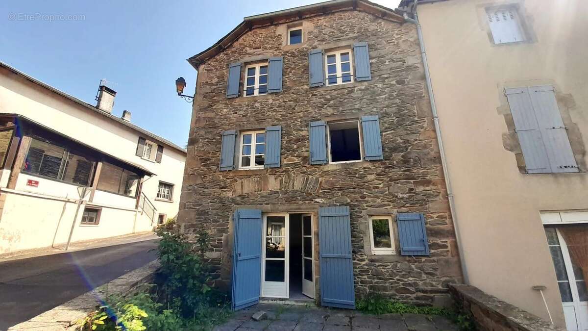 Maison de caractère en pierre, 204 m², studio indépendant - photo 3