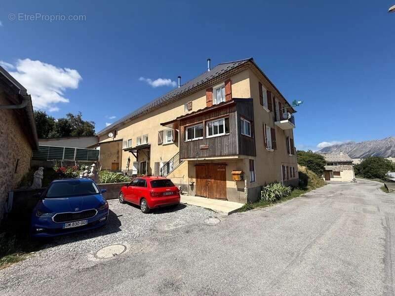 Maison à LA CLUSE