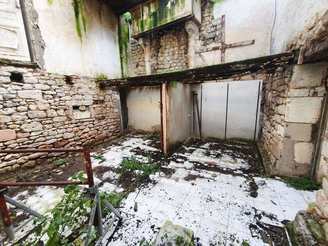 Maison 65 m² à Soyaux  - photo 150