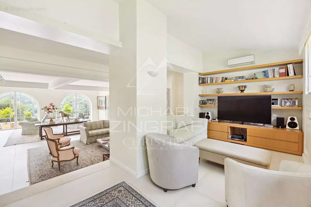 Maison à LE BAR-SUR-LOUP