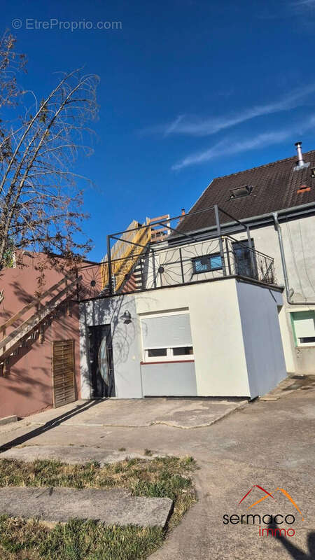 Appartement 350 m² à L'hopital  - photo 4