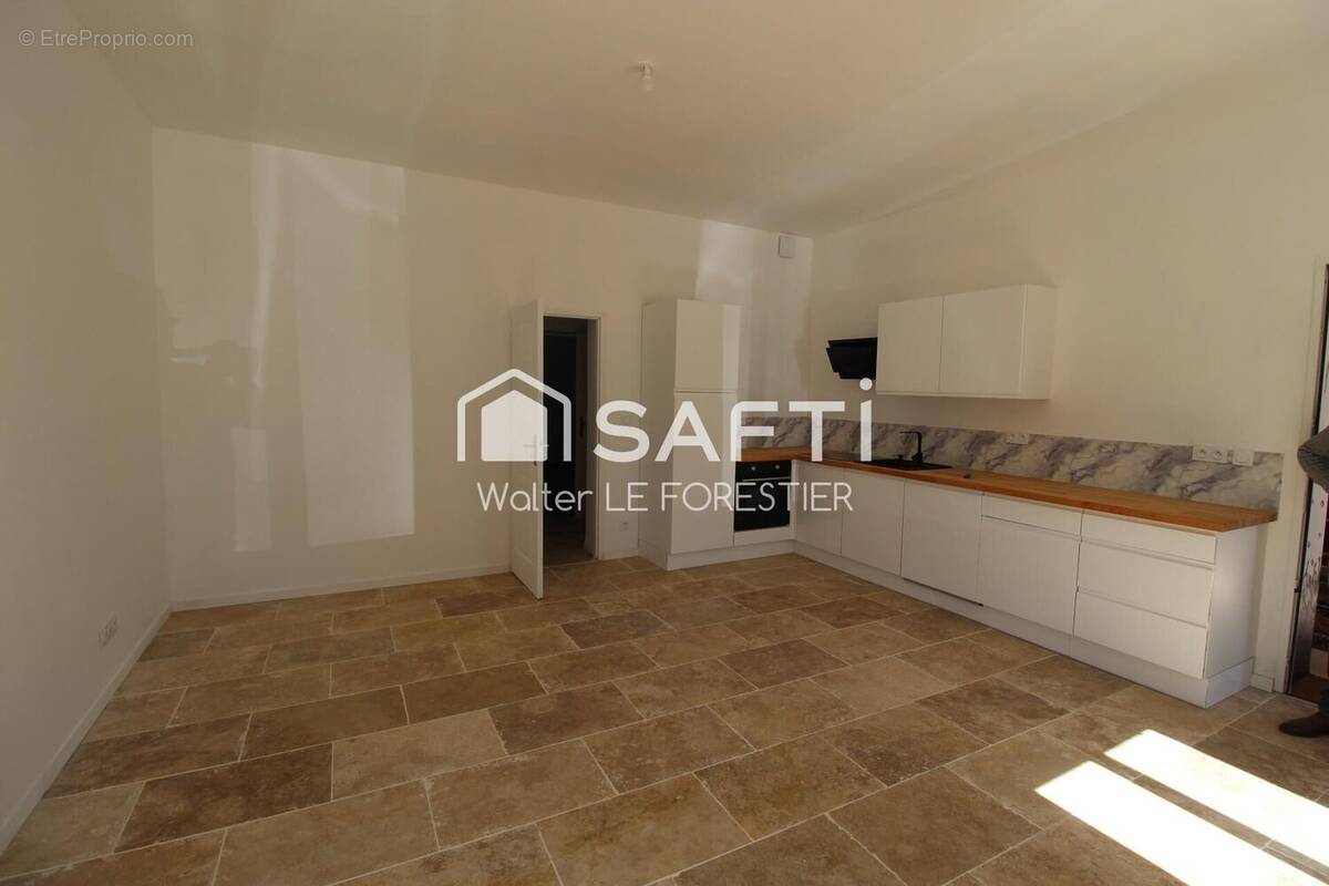 Photo 1 - Appartement à SAINT-LOUIS-DE-MONTFERRAND