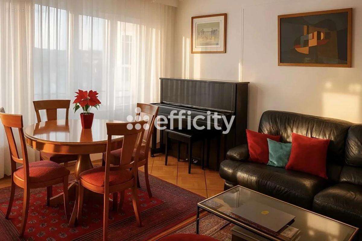 Appartement à PARIS-20E