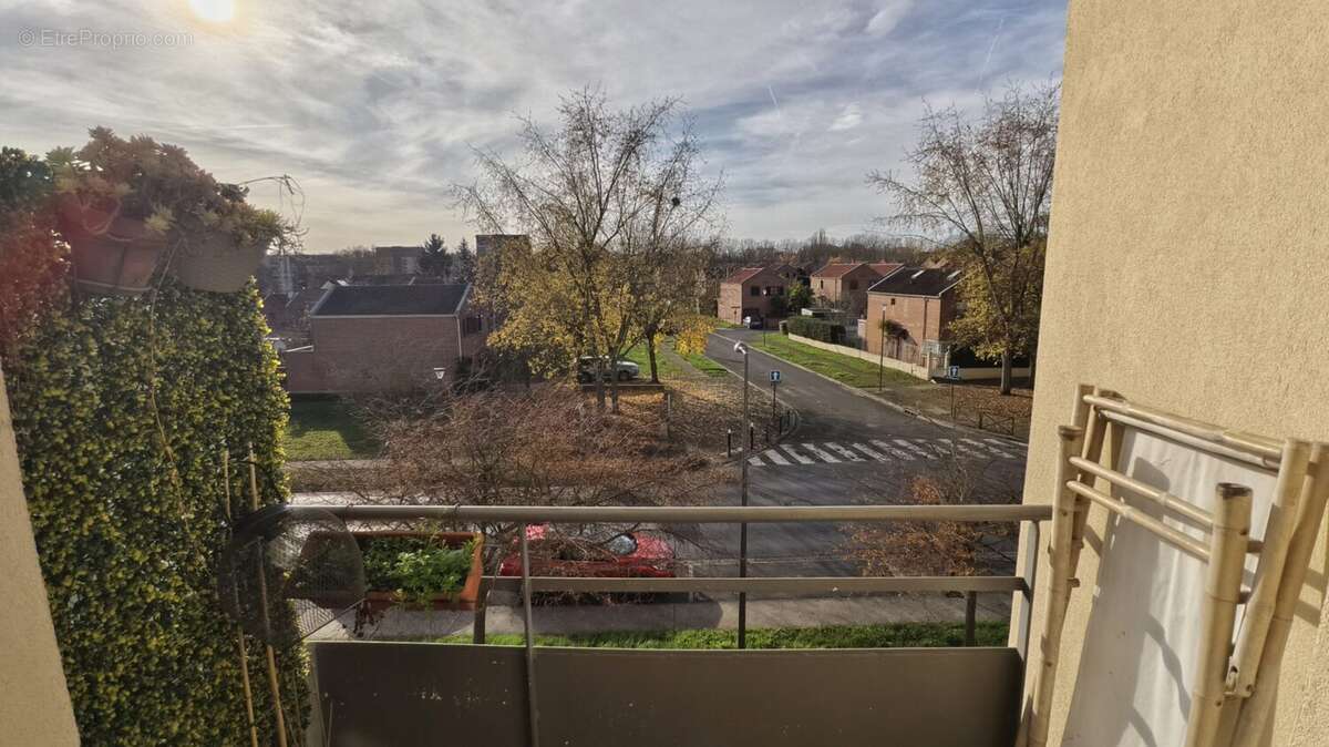 Balcon - Appartement à LOGNES