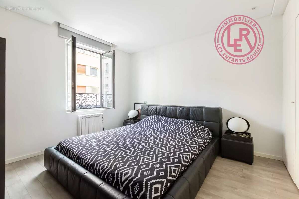 Appartement à PARIS-15E