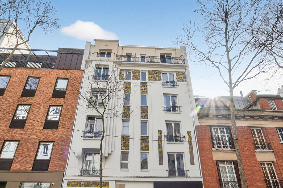 Appartement à PARIS-19E