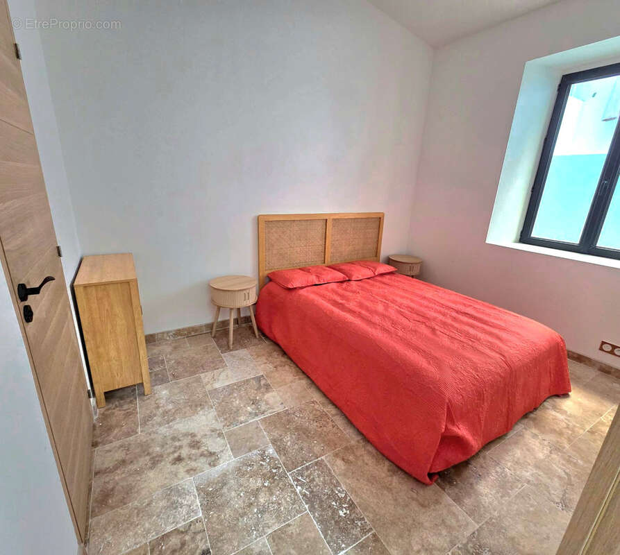 Appartement à MARSEILLE-7E
