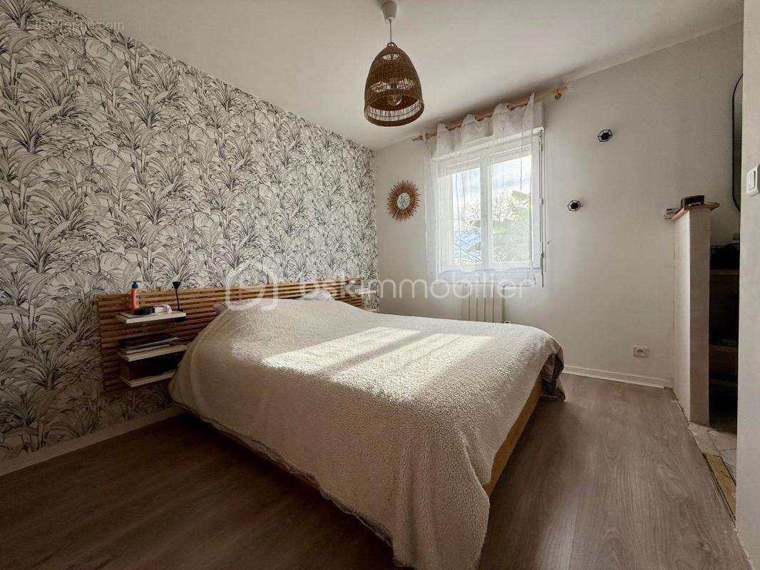 Maison à SAINT-PATERNE-RACAN