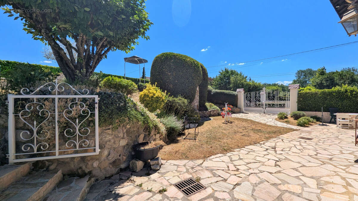 ETERCY - Maison familiale avec piscine chauffée - photo 3