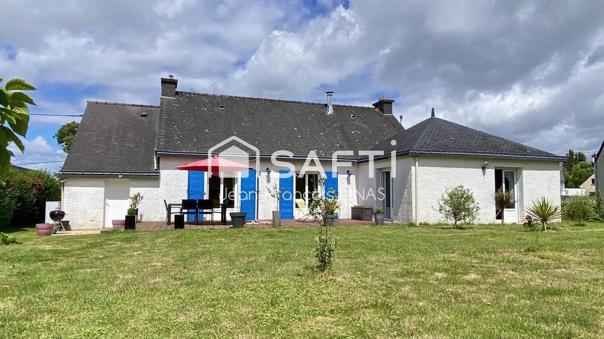 Photo 1 - Maison à LOCMARIA-GRAND-CHAMP