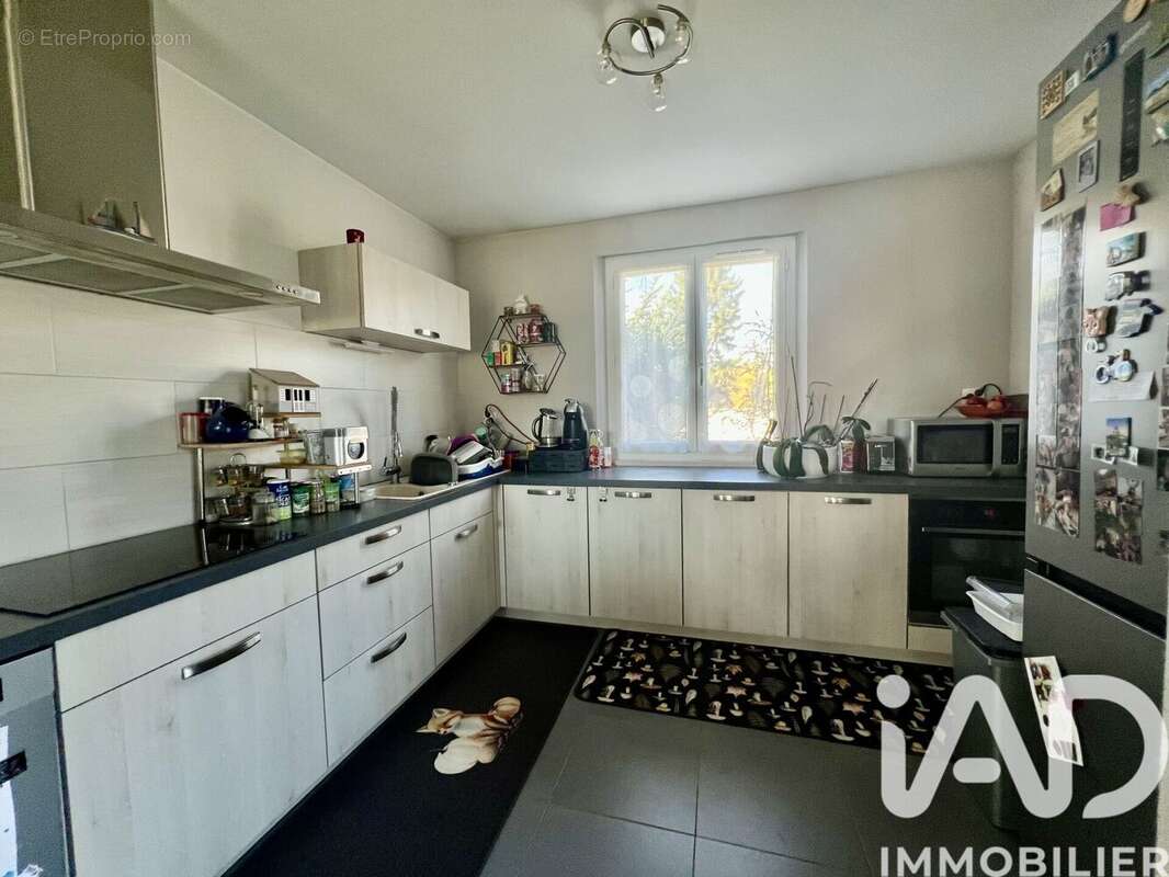 Photo 2 - Maison à SAINT-MARTIN-DES-CHAMPS