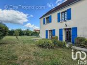 Photo 1 - Maison à VILLENEUVE-LE-COMTE