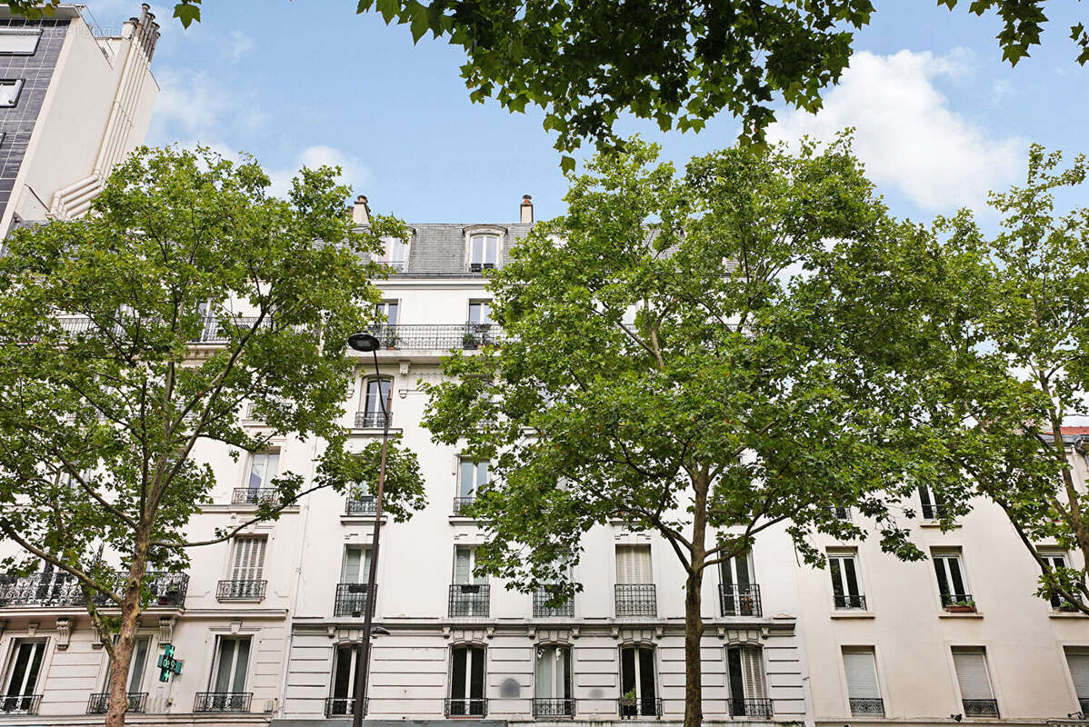 Appartement à PARIS-14E