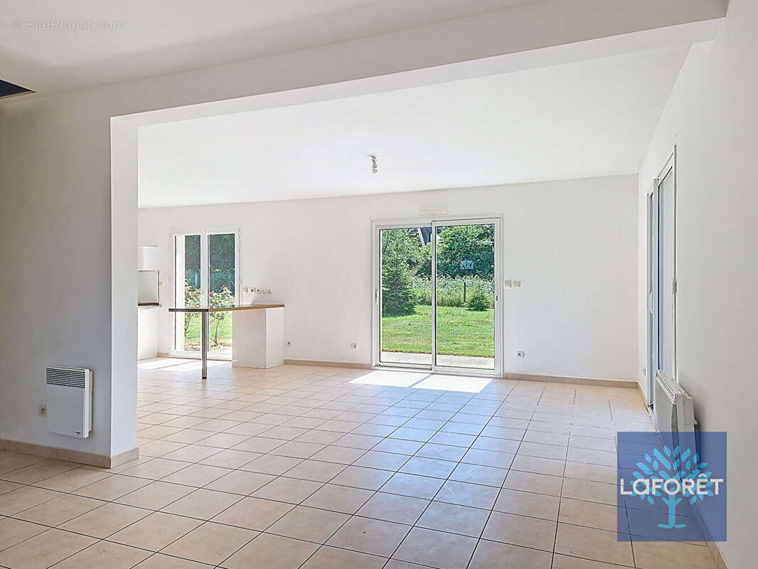 Maison à BOURNEVILLE