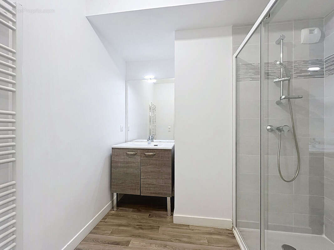 Appartement à EPRON