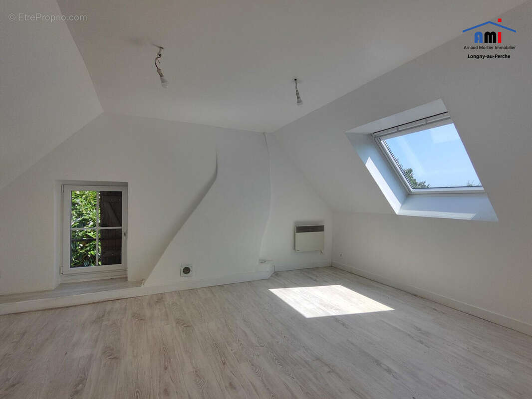 Maison à LONGNY-AU-PERCHE