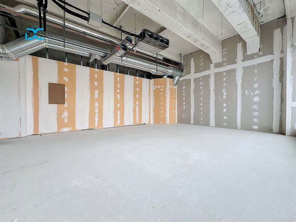 Commerce à EVIAN-LES-BAINS