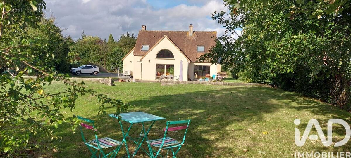 Photo 1 - Maison à SAOSNES