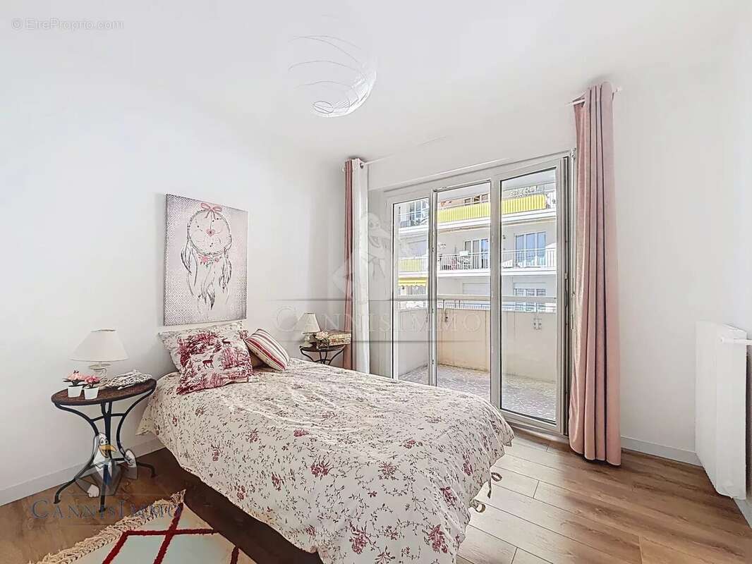 Appartement à LE CANNET