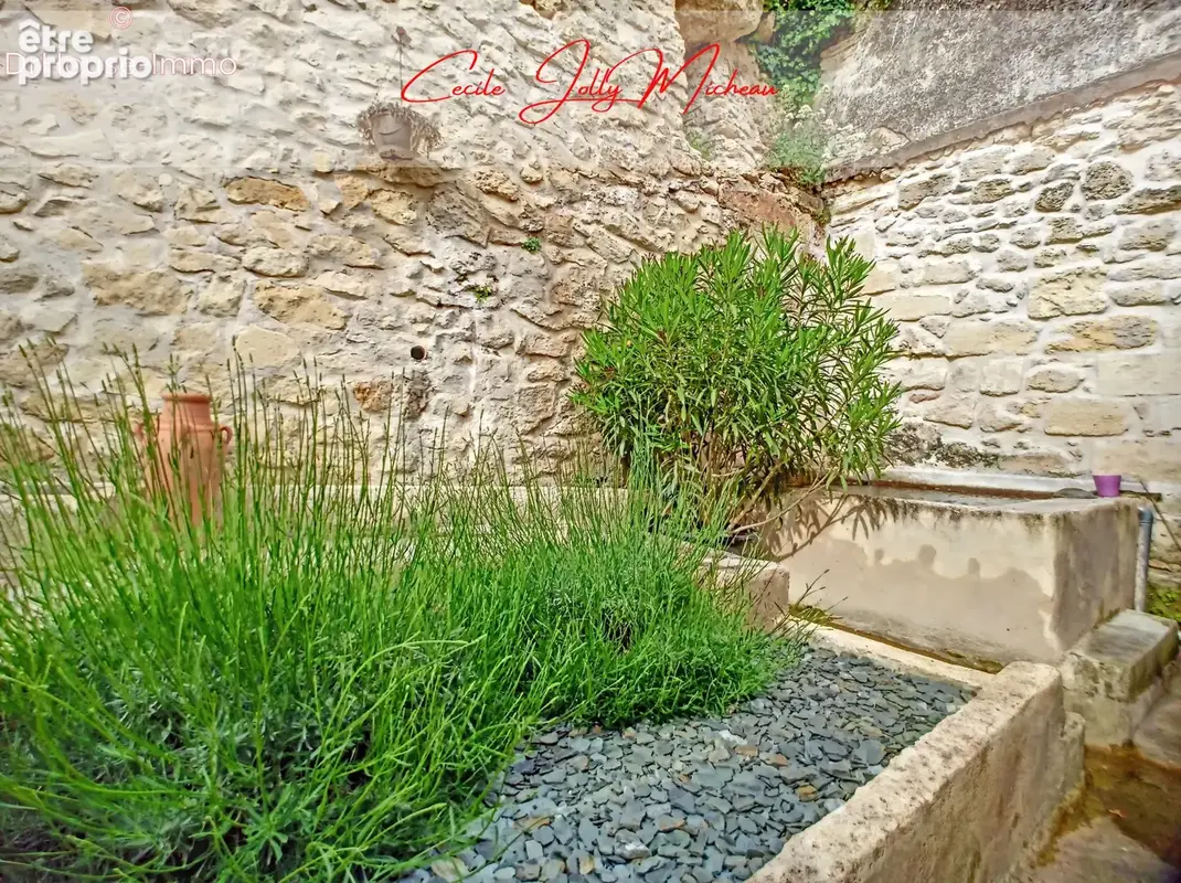 Maison 6 pièces 224 m² à vendre à Bourg (33710) - photo 74