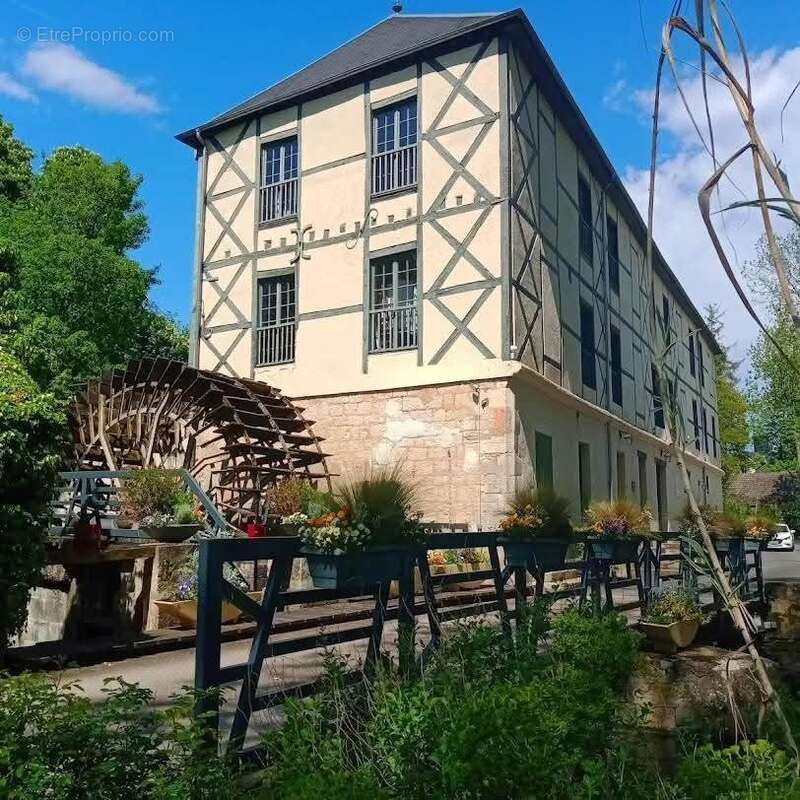 Autre à SAINT-GERMAIN-DU-PUY