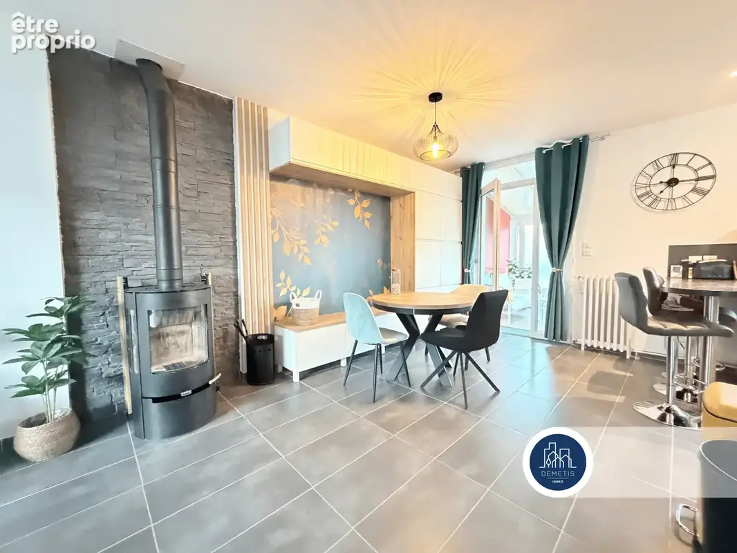 COUP DE CŒUR   Maison rénovée avec jardin & garage - Riffaudières - photo 6