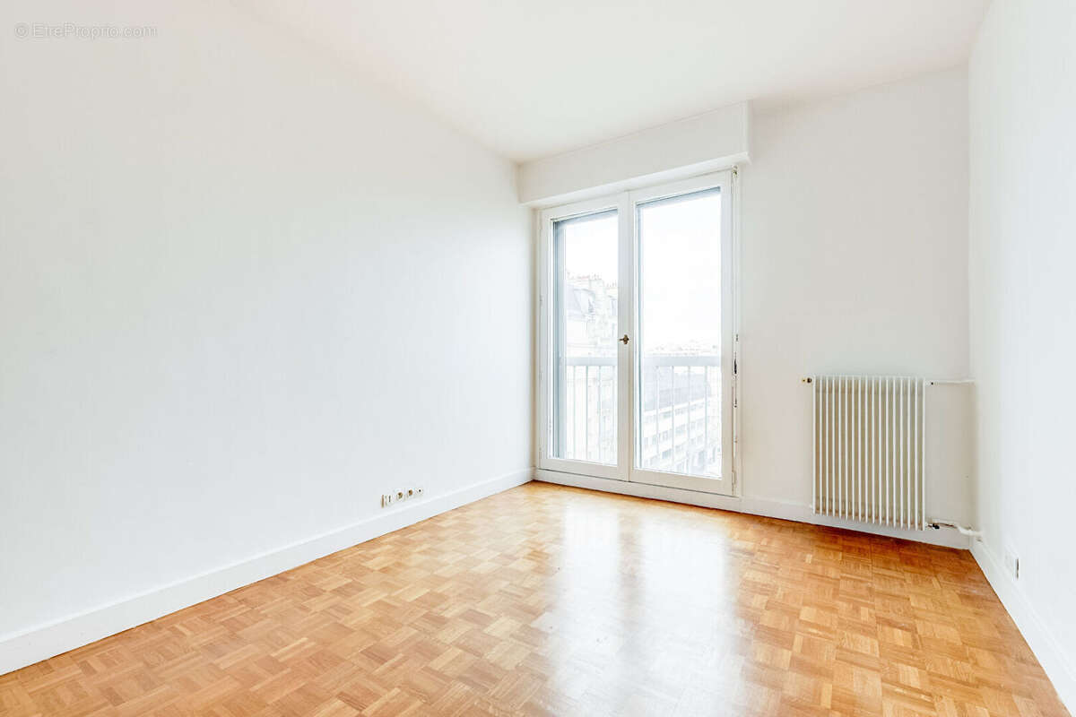 Appartement à PARIS-19E