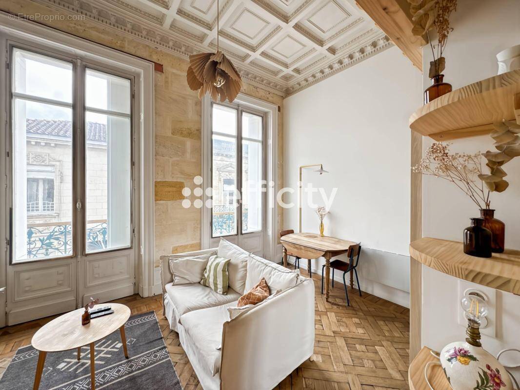 Appartement à BORDEAUX