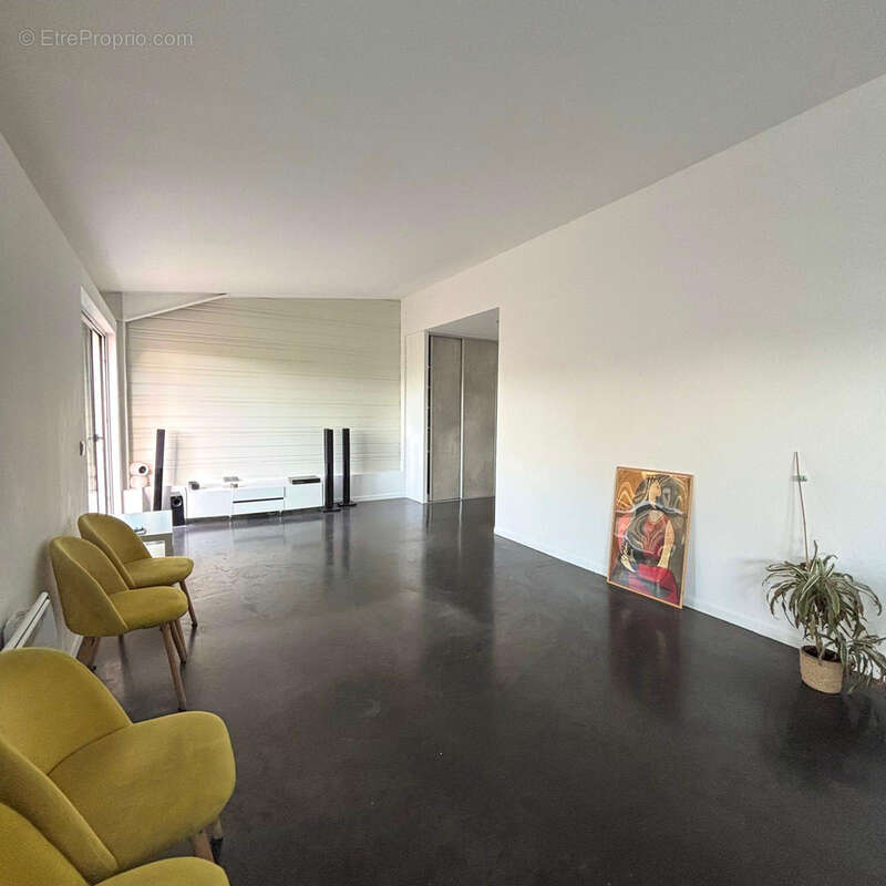 Appartement t4 96 m2 bordeaux