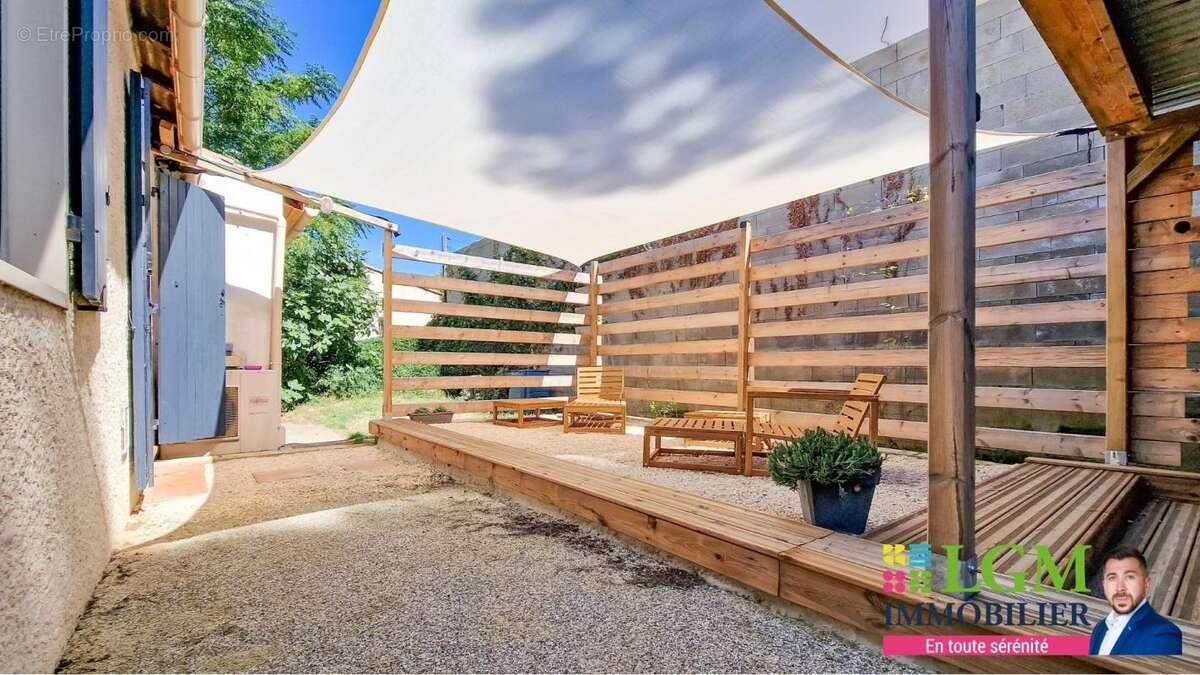 Maison à BELLEGARDE