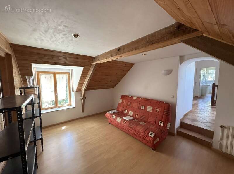 Longère en pierre – 150,76 m² – 6 pièces – 5 chambres – Terrain 6 345 m² – Dépendances – Hangar – Sous-sol complet - photo 21