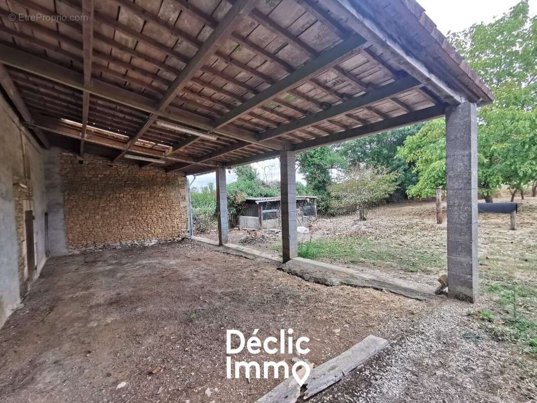 Maison à AZAY-LE-BRULE