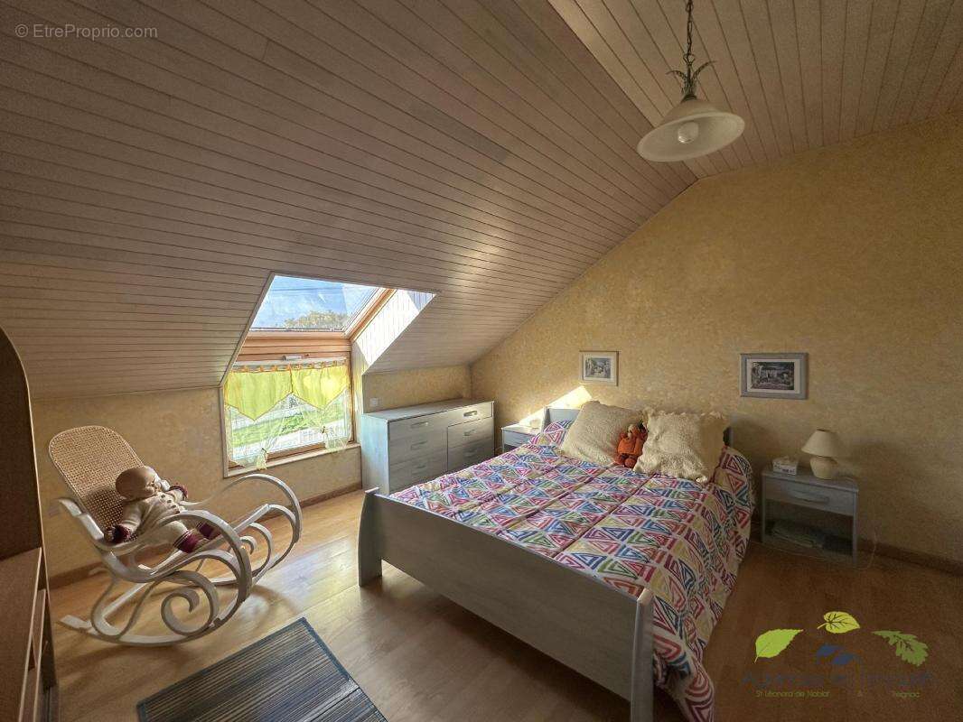 Maison à PEYRAT-LE-CHATEAU