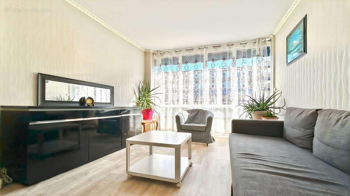 Appartement à BOULOGNE-BILLANCOURT
