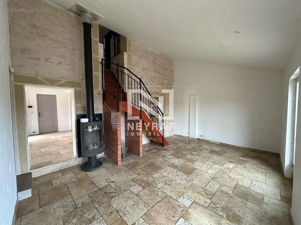 Appartement à MONTCHANIN