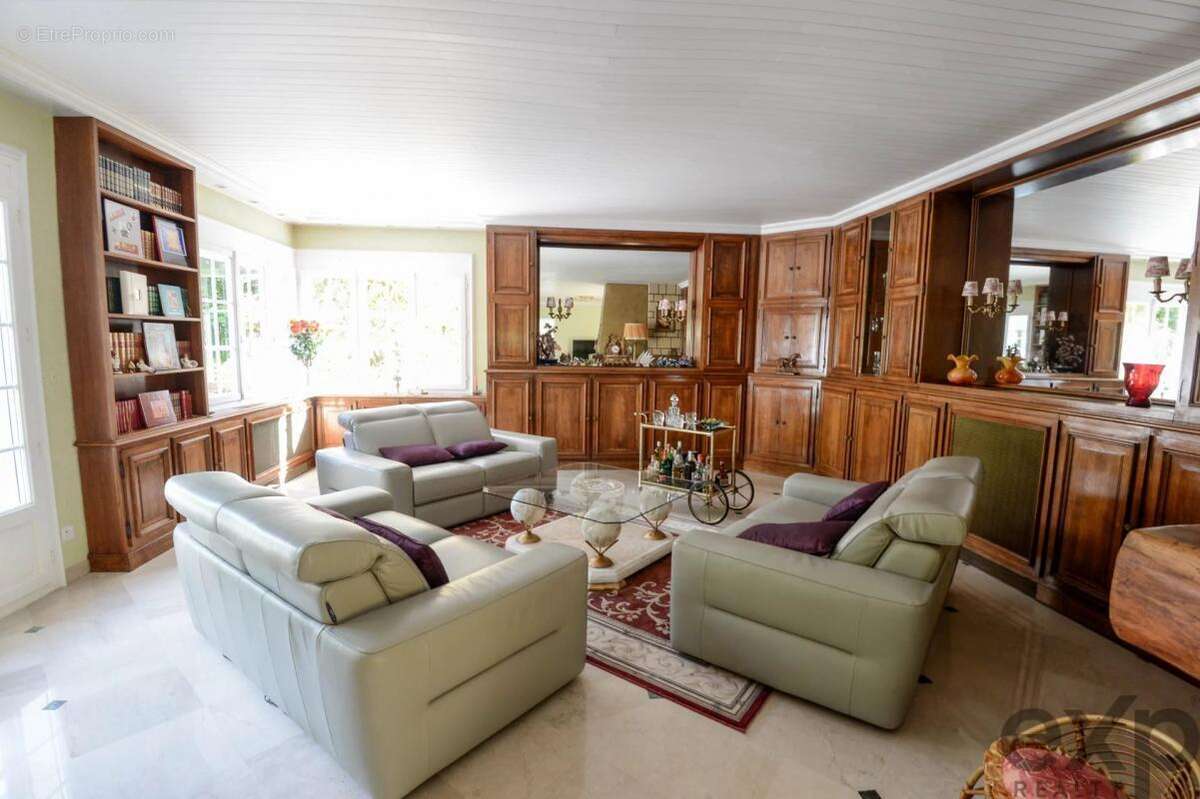 Maison à BOISSISE-LE-ROI