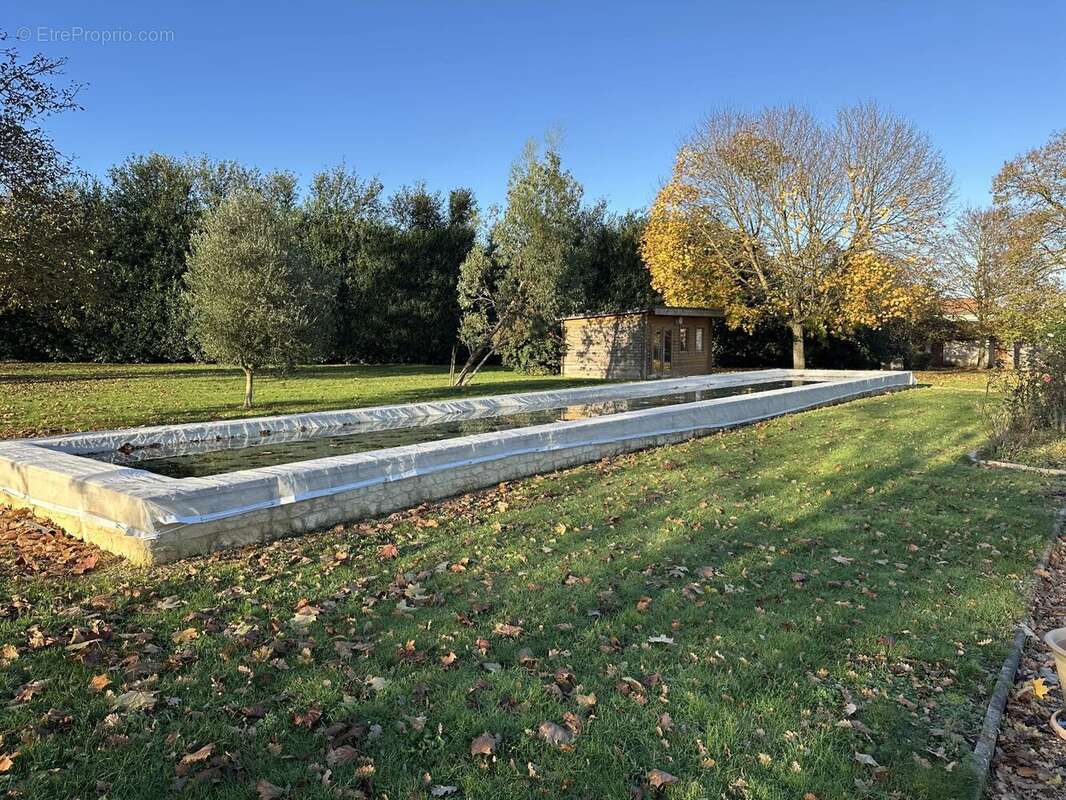 Maison à LA FERRIERE-AIROUX