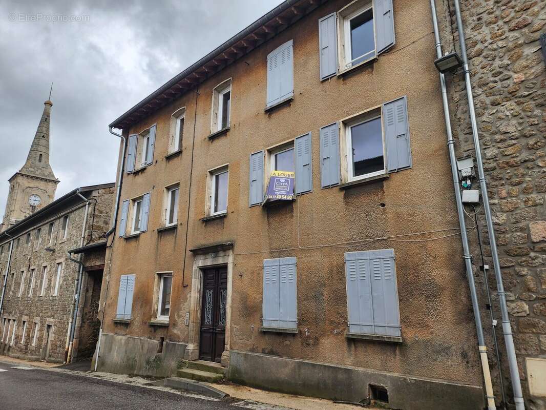 Appartement à MONTFAUCON-EN-VELAY