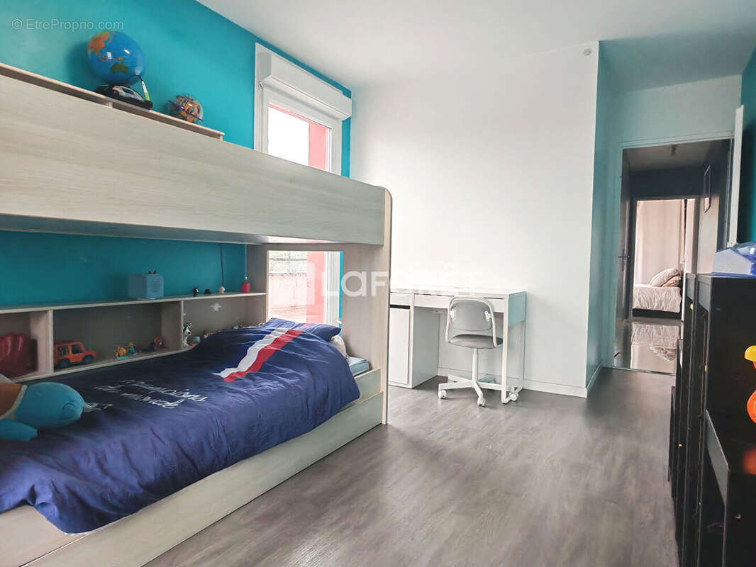Appartement à CORBEIL-ESSONNES