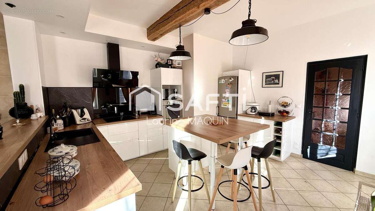 Maison 240 m² à Athies-Sous-Laon  - photo 3