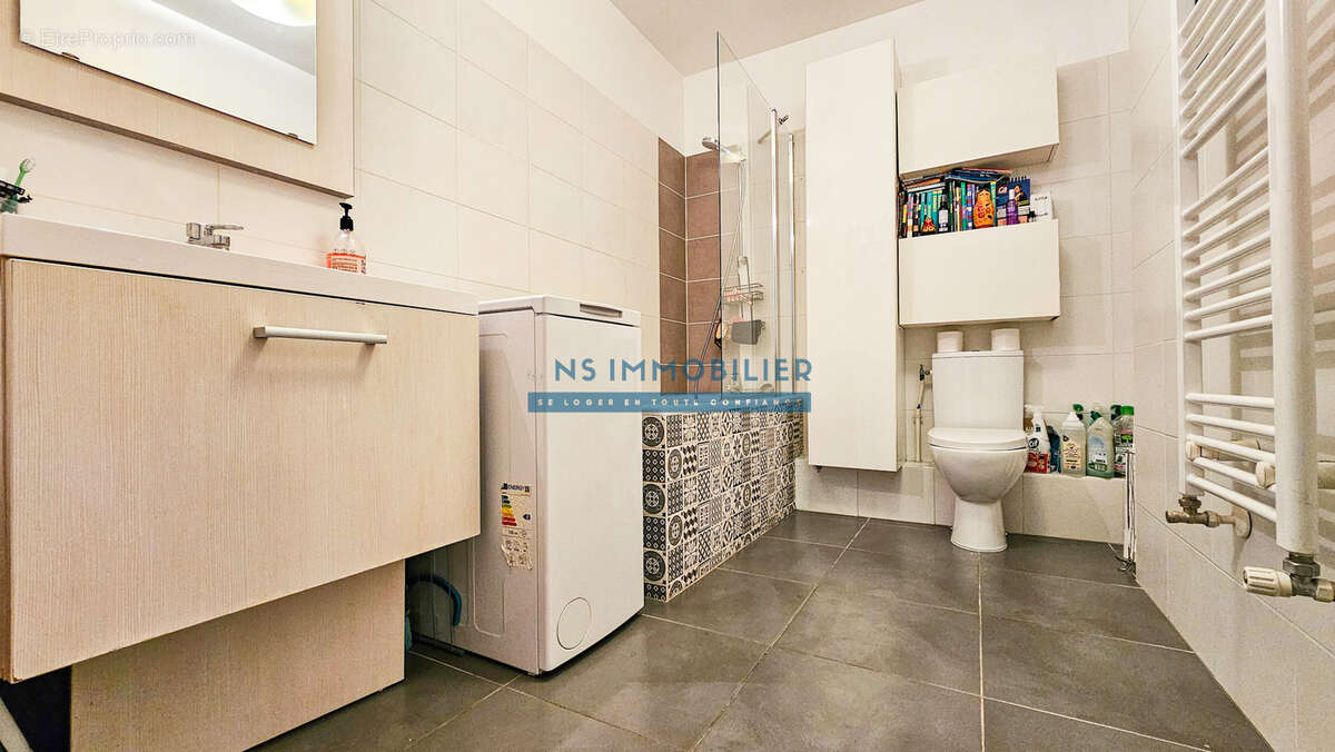 Appartement à SARTROUVILLE